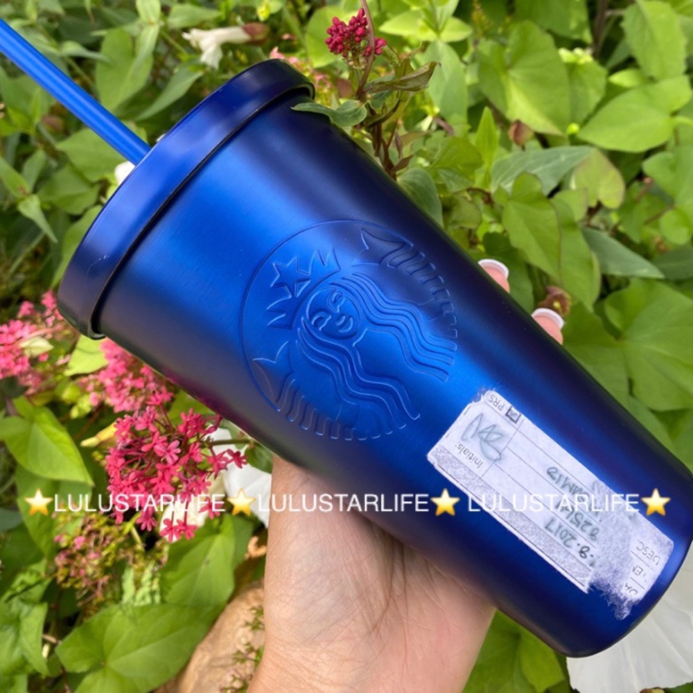 STARBUCKS ⭐️MEGA RARE DIGITAL BLUE CUP